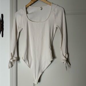 FREE PEOPLE NWOT Cream Textured Bodysuit
